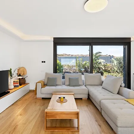 La Tabaiba- Bright Open Spaces, Private & Heated Pool *