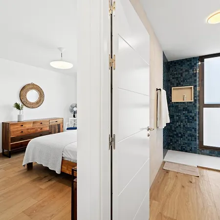 La Tabaiba- Bright Open Spaces, Private & Heated Pool Hébergement de vacances *